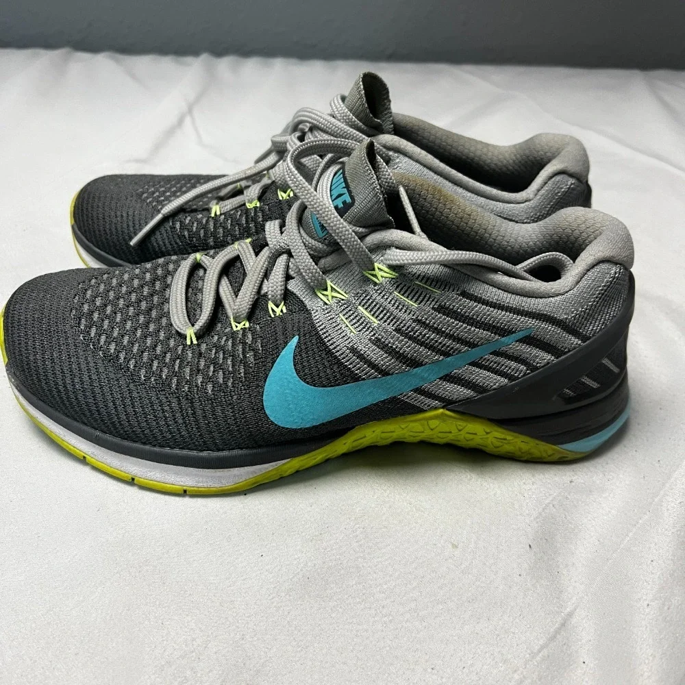 Nike Grip Training Shoes Flex Supreme‎ TR 4 Running Athletic Gray Blue Size 7.5